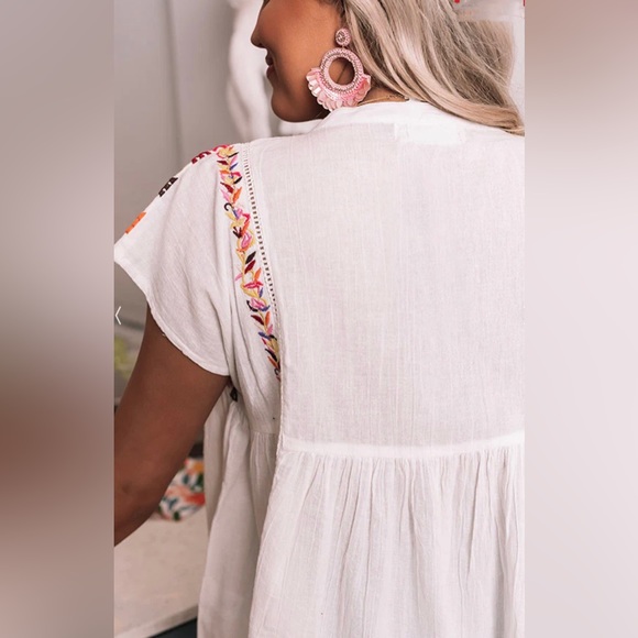 THML Embroidered Top - Picture 4 of 10